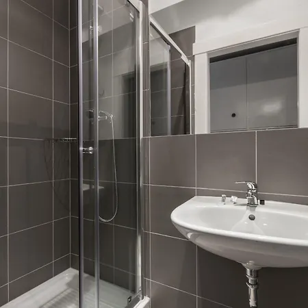 Premier Old Town Hradebni Апартаменты *